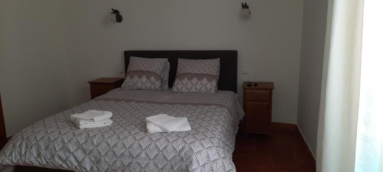 Le Coq Du Nord - Mailhac Gite Et Chambres D'Hotes Buitenkant foto